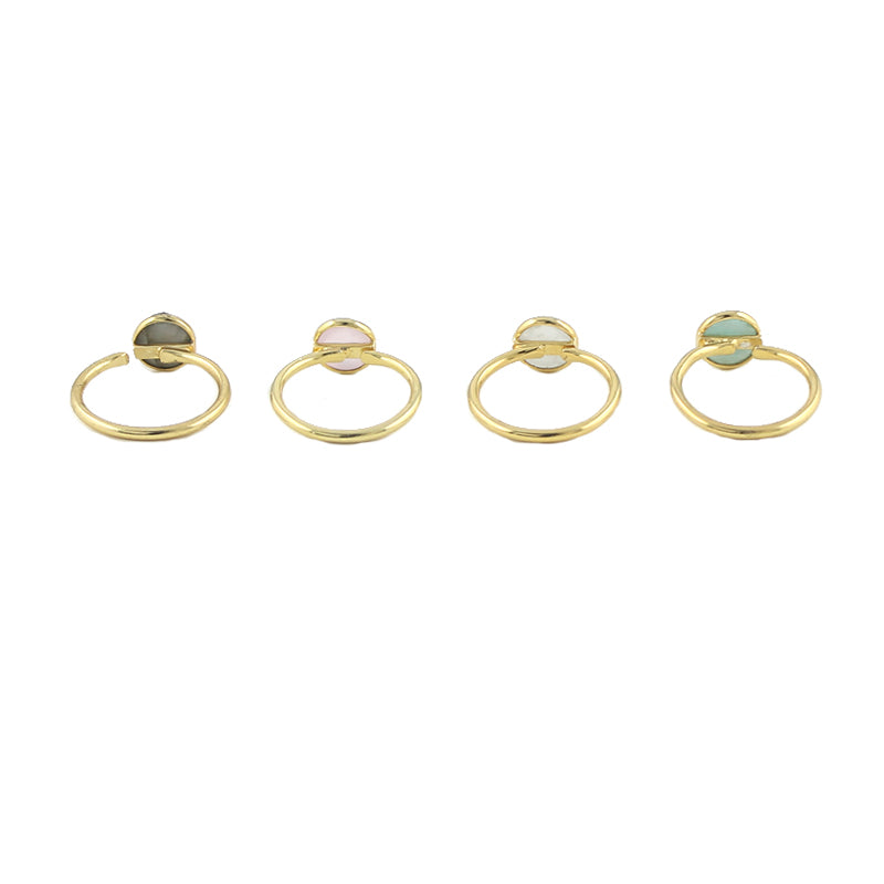 Round cut gem rings