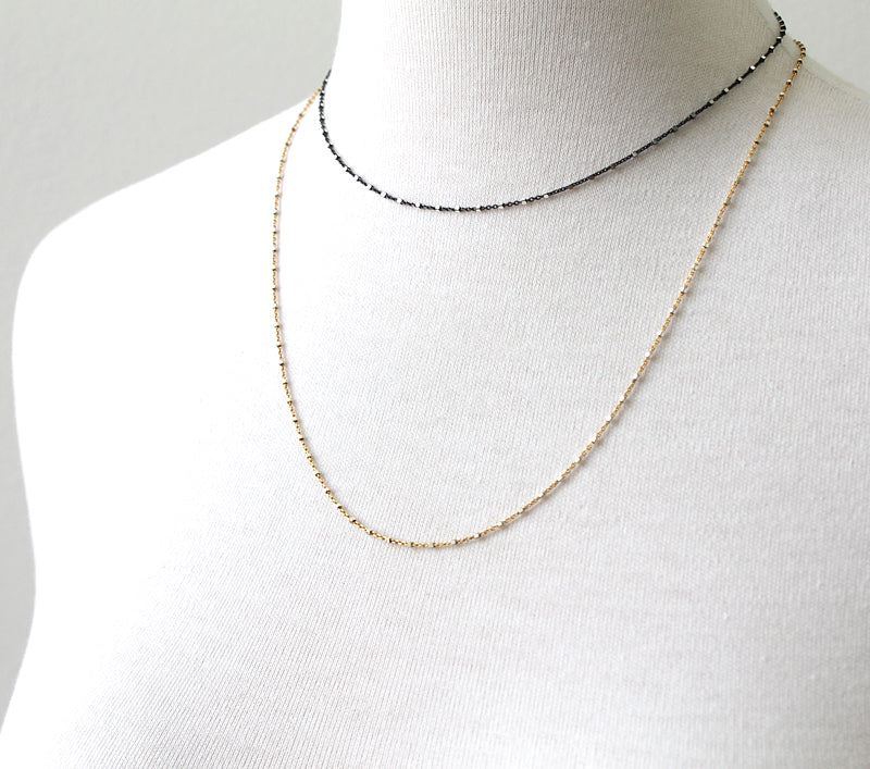 Squared oxidized sparkle chain necklace